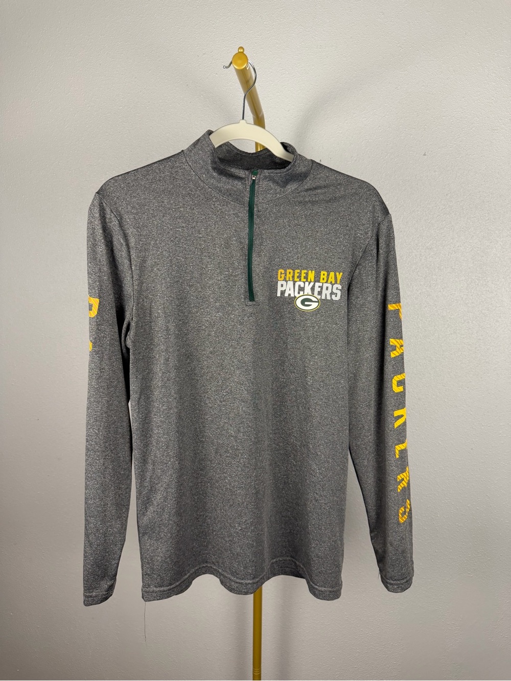 Green Bay Packers NFL Team Apparel Gray Quarter Zip Pullover Women’s Small